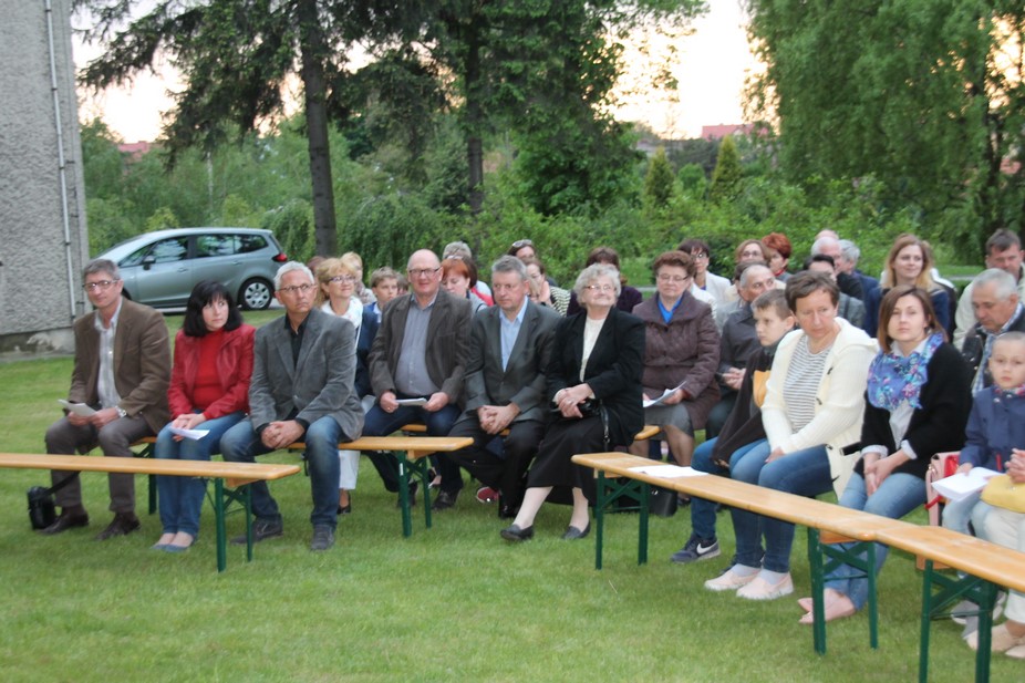 MajowePrzyGrociie_10.jpg