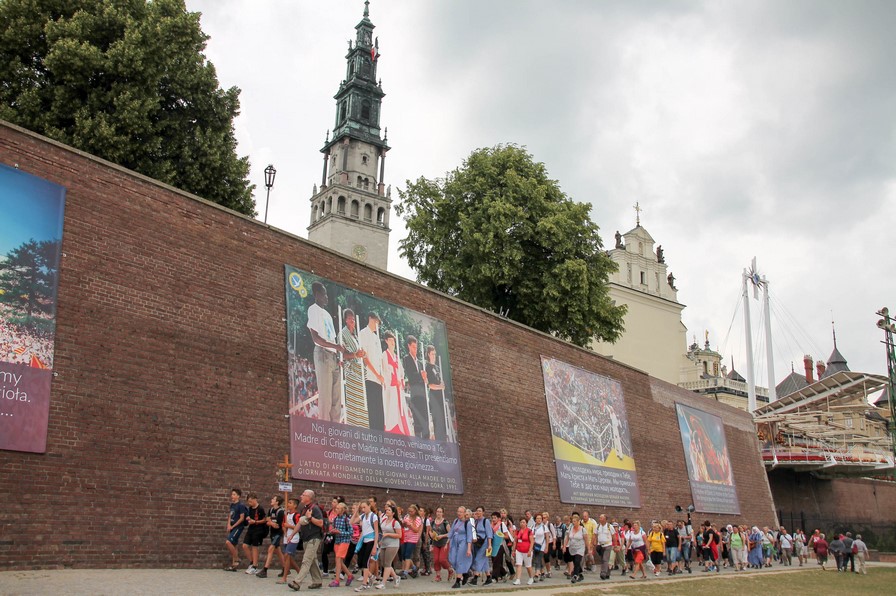 PielgrzymkaCzestochowa20152_15.jpg